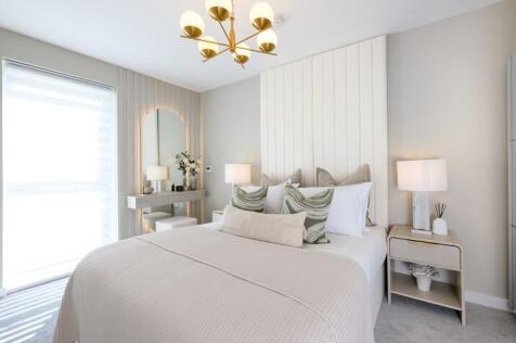Studio flat for sale