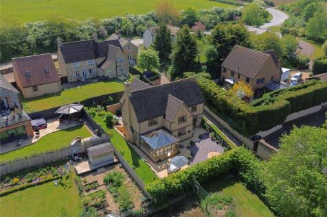 School Lane, Northamptonshire NN14 4 bed detached house for sale