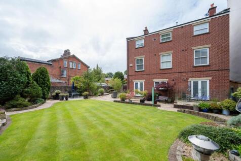 7 bedroom detached house for sale