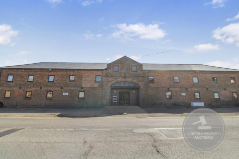1 bedroom flat for sale