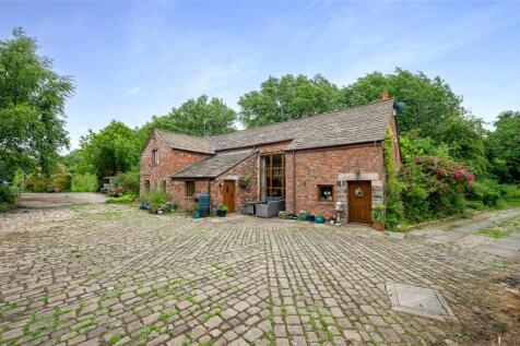 Back Lane East, Mawdesley, Ormskirk... 4 bed equestrian property for sale