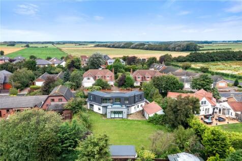 St Andrews Drive, Crosby... 4 bed detached house for sale