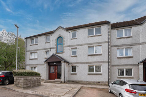 Ferryhill Gardens, Aberdeen, AB11 2 bed flat for sale