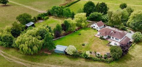 4 bedroom detached bungalow for sale