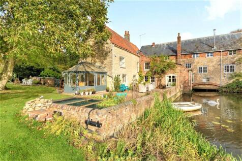 Mill Lane, Islip, Northamptonshire, NN14 5 bed semi