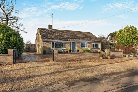 Islington, Titchmarsh... 3 bed bungalow for sale