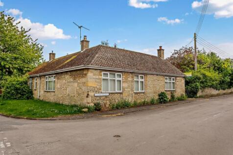 Church Lane, Warmington 3 bed detached bungalow for sale