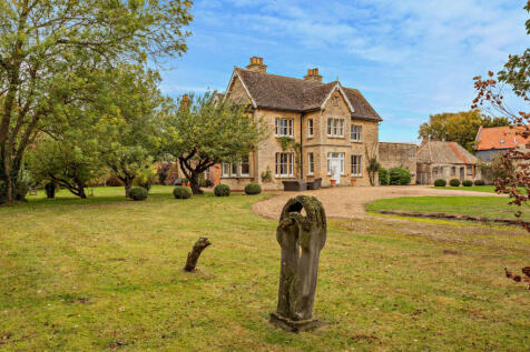 Haddon Road, Haddon, Peterborough, PE7 7 bed detached house for sale