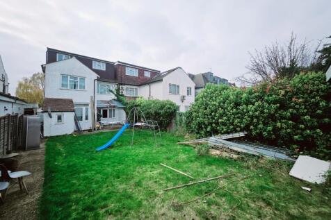7 bedroom semi-detached house for sale