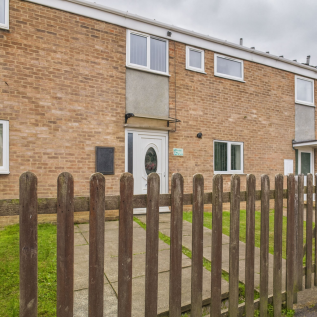 2 bedroom terraced house for sale