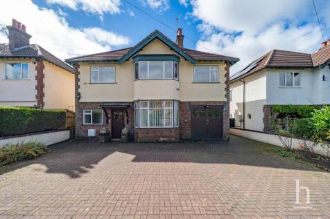 5 bedroom detached house for sale