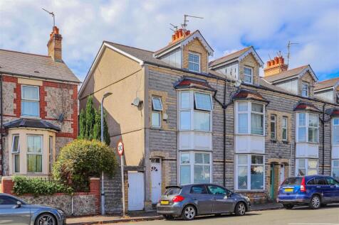 Courtenay Road, Barry 5 bed terraced house for sale