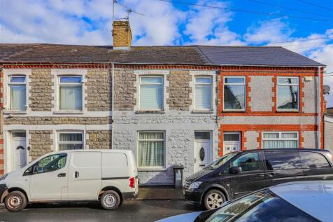 Chesterfield Street, Barry 3 bed house for sale