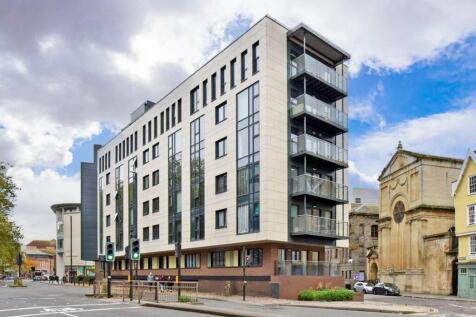 Studio flat for sale