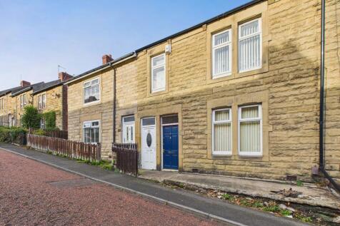 3 bedroom flat for sale