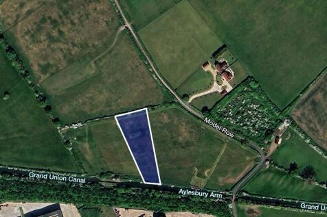 Land on the Grand Union Canal... Land for sale