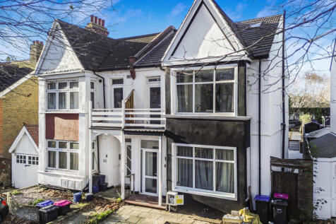 8 bedroom semi-detached house for sale