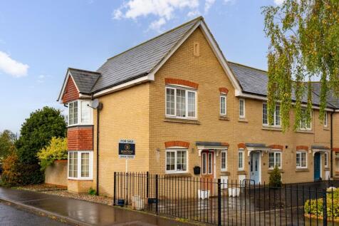 2 bedroom end of terrace house for sale