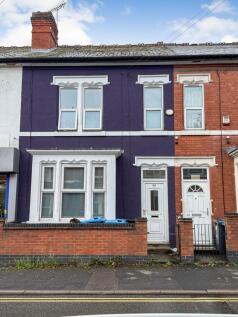 6 bedroom terraced house for sale