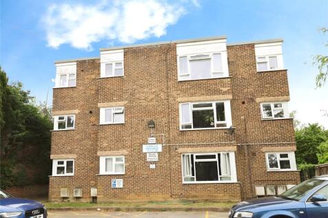 Horsefair Street, Charlton Kings... 2 bed apartment for sale