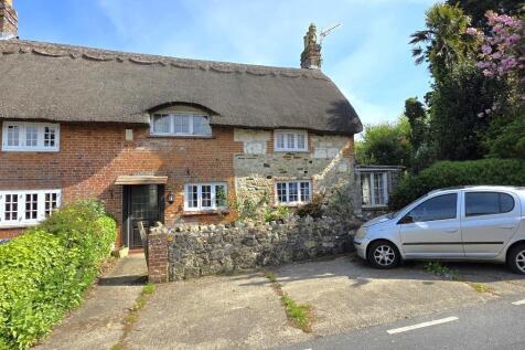 Yaverland Road, Yaverland, Sandown... 3 bed semi