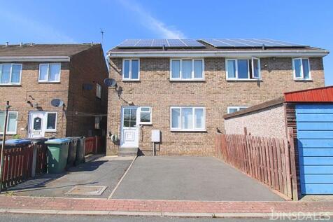Thornton Old Road, Fairweather Green... 3 bed semi