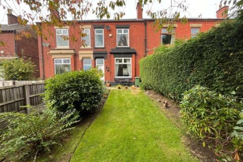 Bardsley Vale Avenue, Oldham OL8 3 bed terraced house for sale