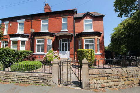 4 bedroom semi-detached house for sale
