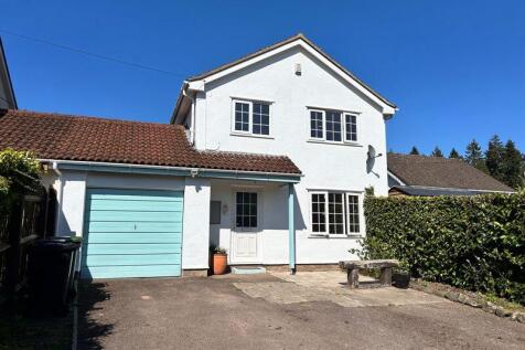 Church Road, Cinderford GL14 3 bed detached house for sale