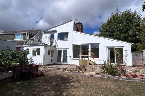 High Street, Drybrook GL17 3 bed detached house for sale