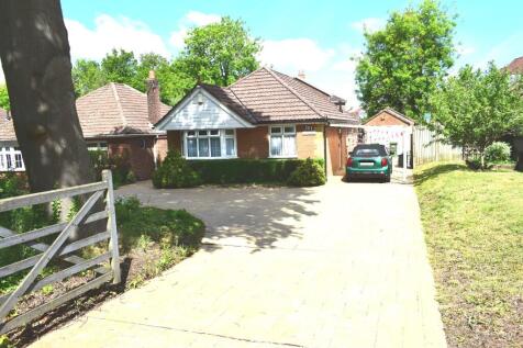 3 bedroom detached bungalow for sale