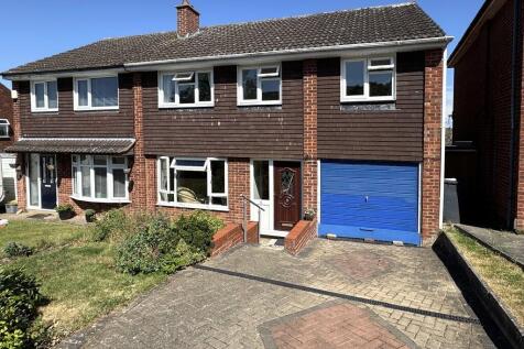 Lowesby Close, Melton Mowbray 4 bed semi