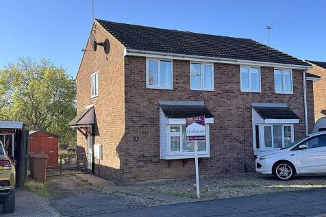 Eagles Drive, Melton Mowbray 3 bed semi