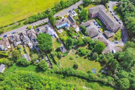 Boundary Road, Taplow, Maidenhead, SL6 4 bed property with land for sale