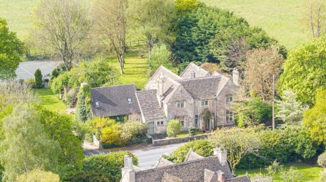 6 bedroom detached house for sale
