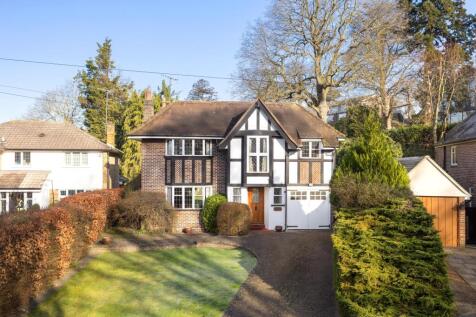 Drakes Close, Esher, Surrey, KT10 3 bed detached house for sale