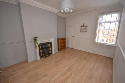 Clifton Terrace, South Shields 2 bed flat for sale