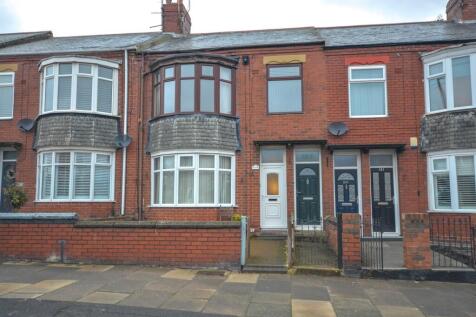 Mowbray Road, South Shields 3 bed flat for sale