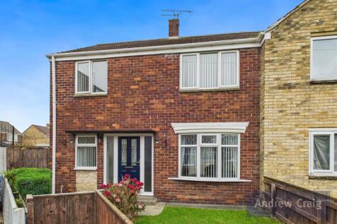 Moreland Road, South Shields 3 bed end of terrace house for sale