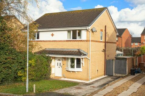 2 bedroom semi-detached house for sale