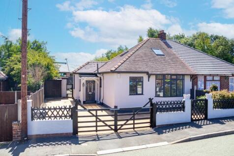 3 bedroom semi-detached bungalow for sale