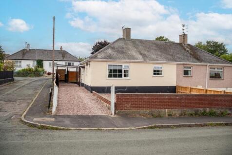 2 bedroom semi-detached bungalow for sale