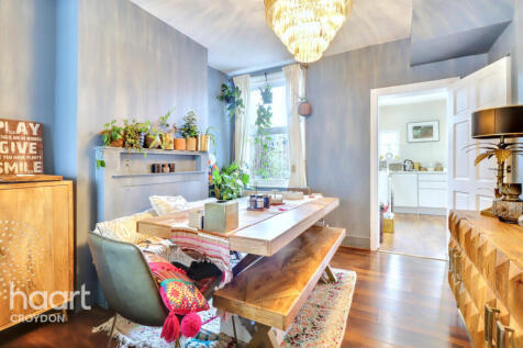 Whitehorse Road, Croydon 4 bed terraced house for sale