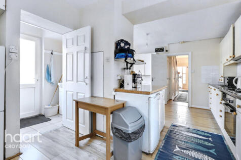 Kingsdown Avenue, South Croydon 6 bed semi