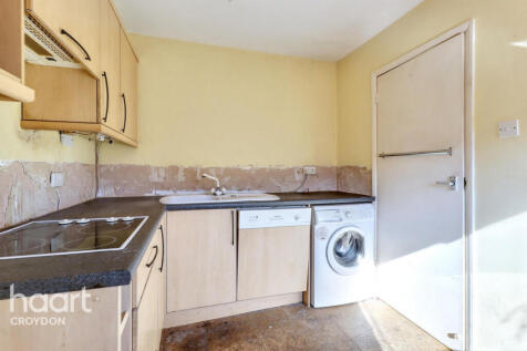 Bramley Hill, South Croydon 1 bed block of apartments for sale