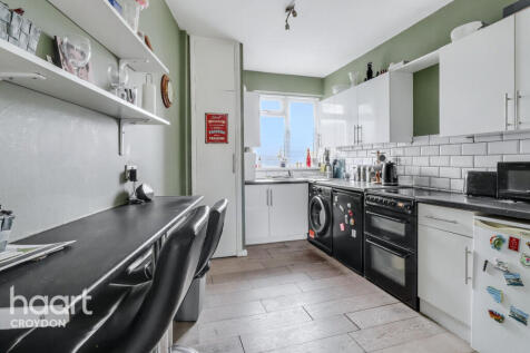 Limpsfield Road, Warlingham 1 bed flat for sale