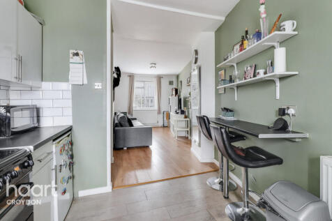 1 bedroom flat for sale