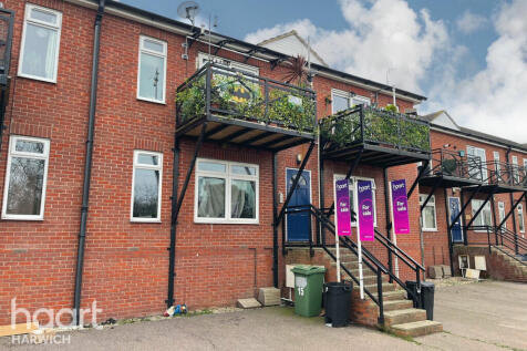 Stour Road, HARWICH 1 bed apartment for sale