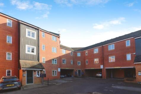 London Road, Apsley, HP3 2 bed flat for sale