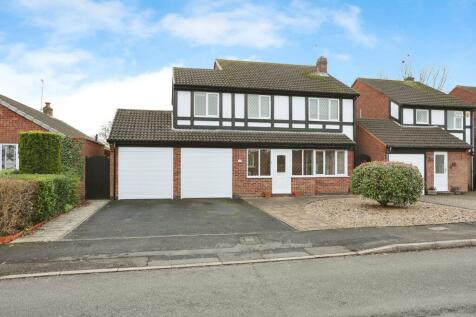 5 bedroom detached house for sale